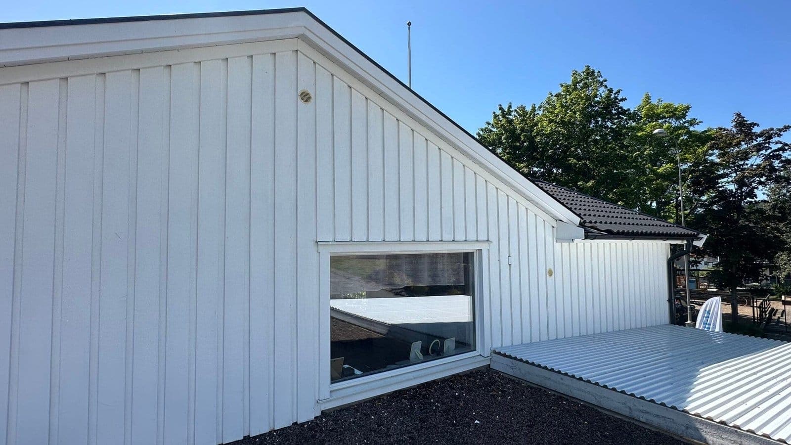 Fasadrenovering i Utby, bild 3 av 12