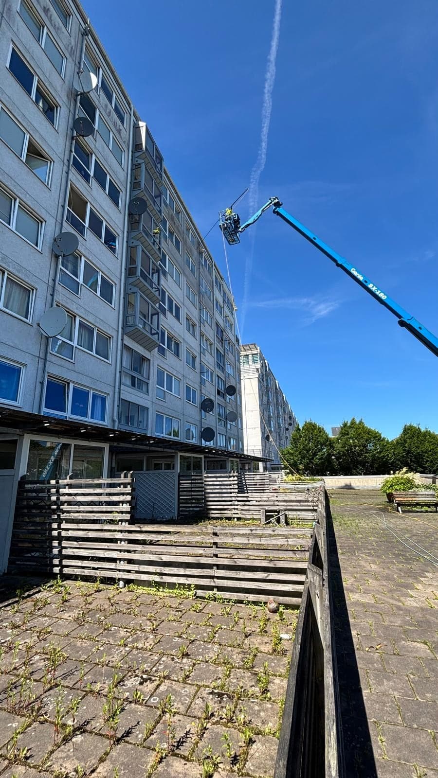 Fasadtvätt i Gårdsten, bild 13 av 14